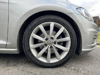 /photos/9760/00a1ef44-8b83-7abf-d9c1-22fa47232432_i320x240.jpg
